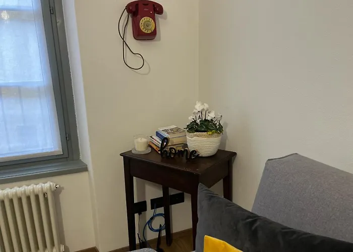 アパート Ophelia Leon Charme&relax ベルガモ