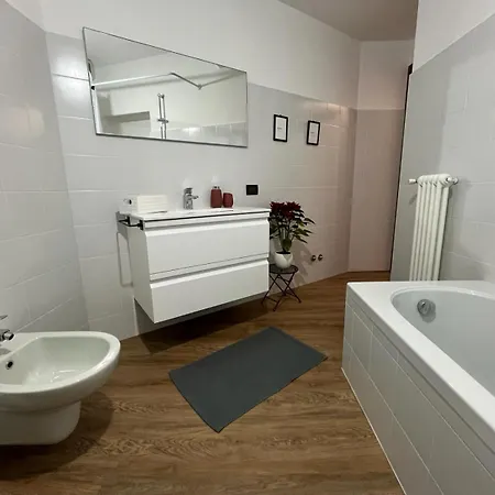 Ophelia Leon Charme&relax *