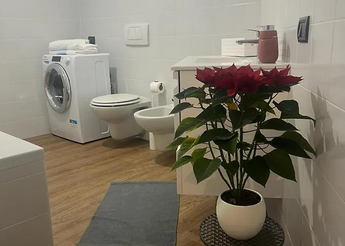 Апартаменти Ophelia Leon Charme&relax *